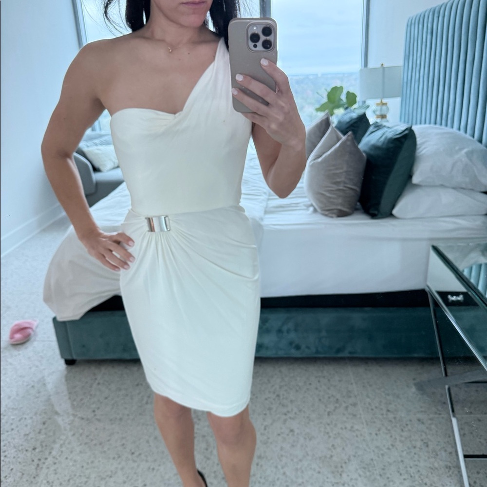 White BCBG MAXAZRIA DRESS